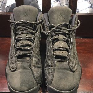 I am selling Jordan 13 black